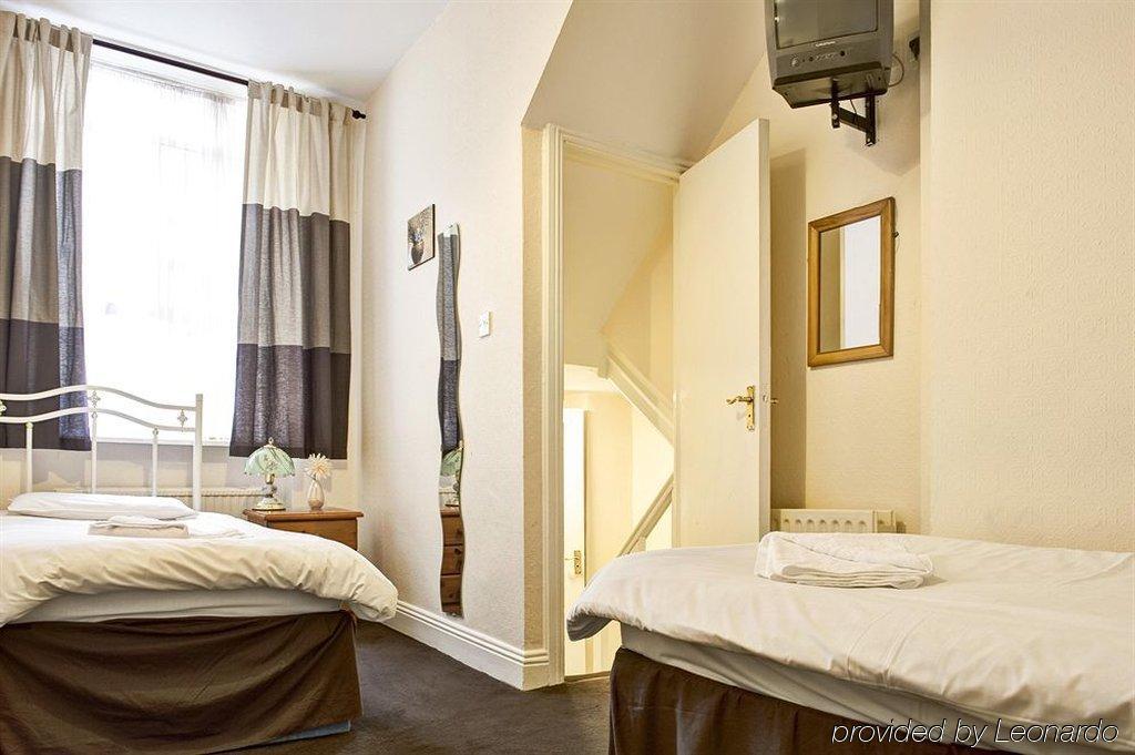 Bridge House Apartment Tullamore Bagian luar foto