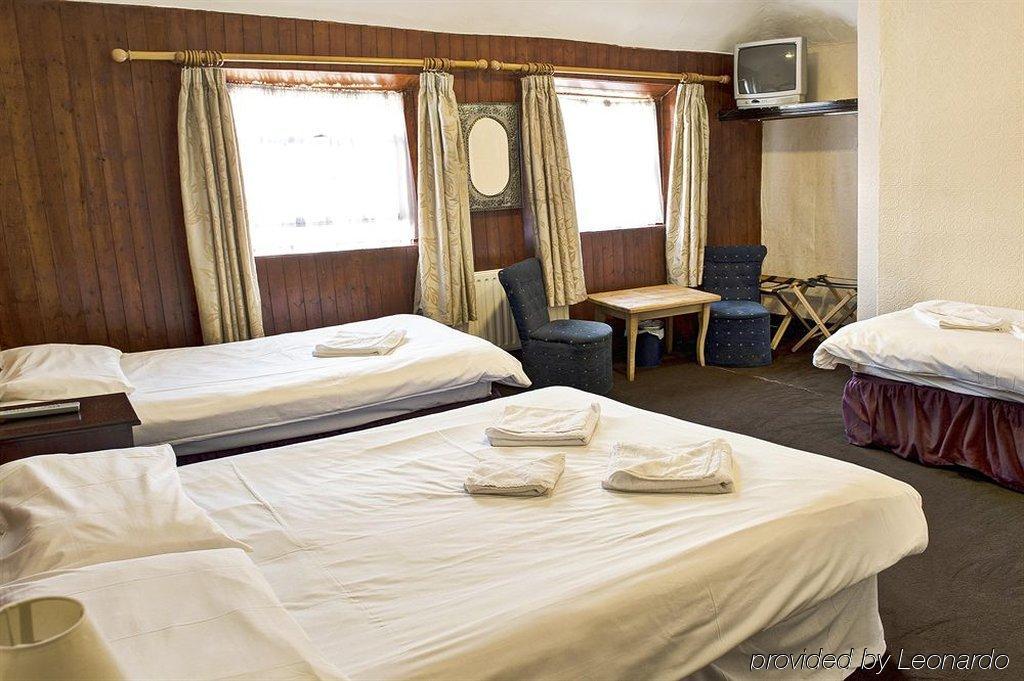 Bridge House Apartment Tullamore Bagian luar foto