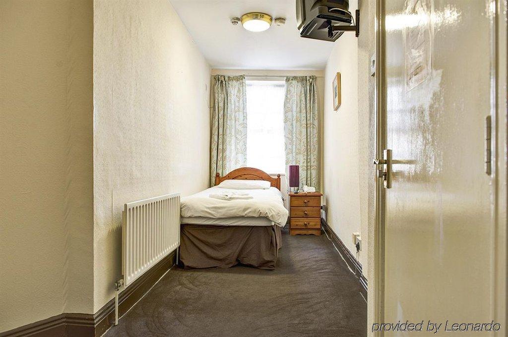 Bridge House Apartment Tullamore Bagian luar foto